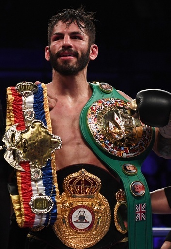 リナレスがWBA世界ライト級王座を防衛、挑戦者を圧倒