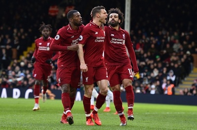 リバプールが暫定で首位返り咲き、チェルシーはCL圏内遠のく敗戦