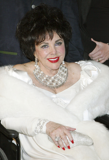 エリザベス・テイラー75歳のバースデイ - 米国