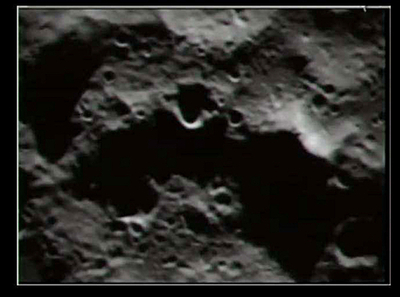 米NASA探査機「エルクロス」がとらえた月面