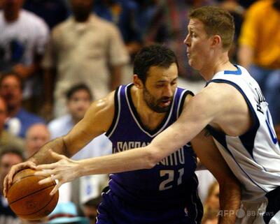 ディバッツ氏がバイク事故で負傷、NBAの元名センター