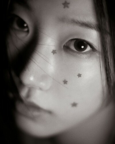 LE SSERAFIM、アルバムメッセージを表すコンセプトフォト