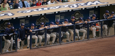 パドレス 延長戦で敗れ地区優勝を逃す