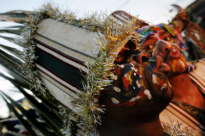 パナマで国を挙げてカーニバル祝う