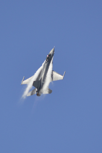 米、台湾に戦闘機の部品を売却へ 370億円相当