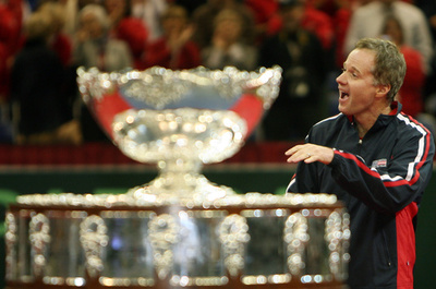 マッケンロー氏の弟、新型コロナ感染から回復を報告