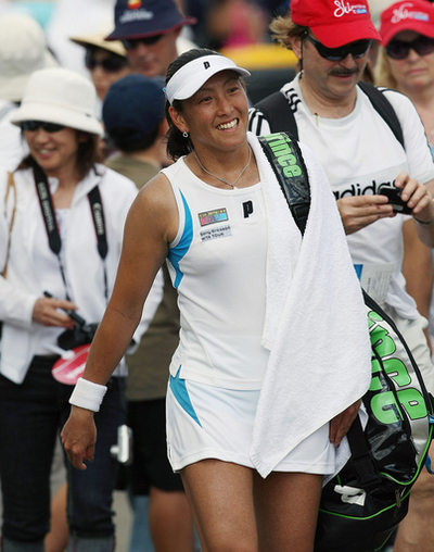 杉山 初戦ストレート勝ち、メディバンク国際