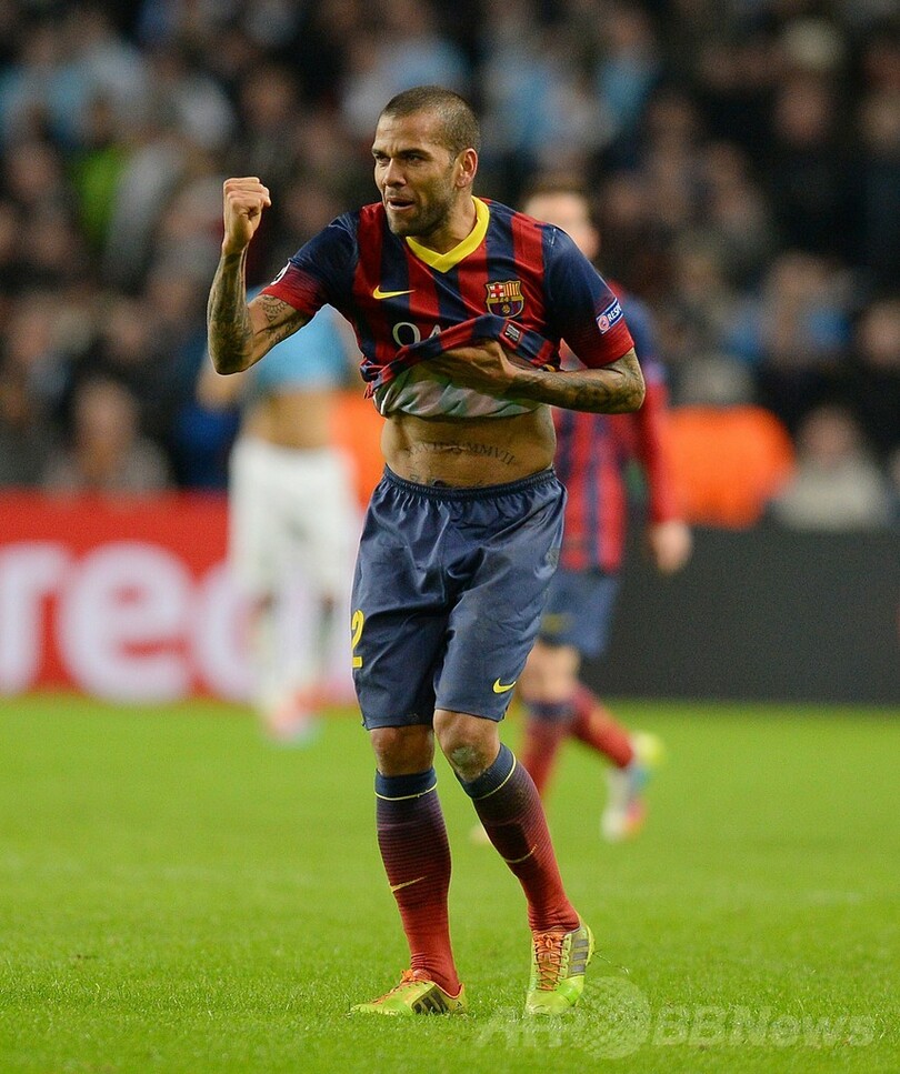 FCバルセロナ、10人のマンCに先勝 欧州CL