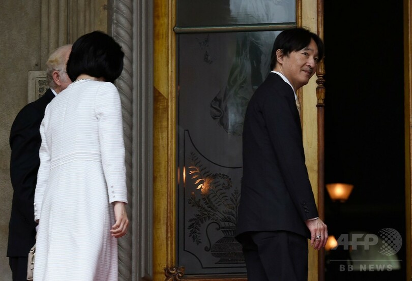 ハワイ訪問の秋篠宮ご夫妻、ホノルルで記念植樹