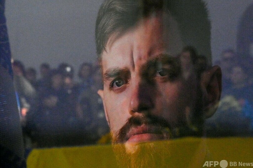 「キーウの幽霊」葬儀に多数参列 ウクライナ空軍のエース