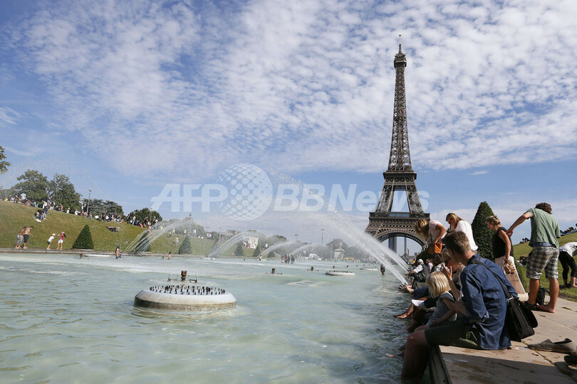 暑かったらパリへいらっしゃい、トロカデロの噴水