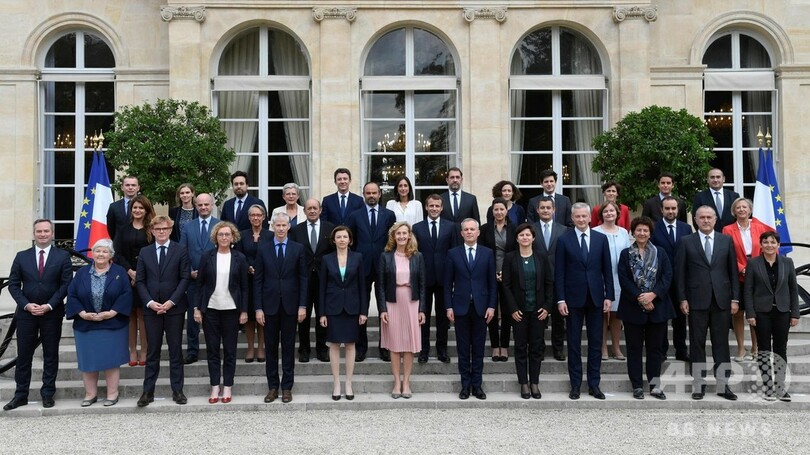 国際ニュース：AFPBB Newsフランスのフィリップ内閣総辞職 大統領府発表