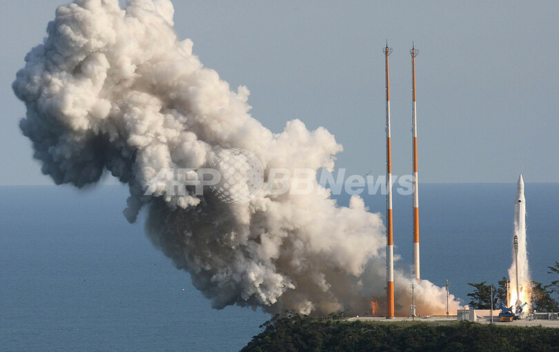 韓国初の人工衛星ロケット、打ち上げ成功 予定した軌道への衛星投入は失敗