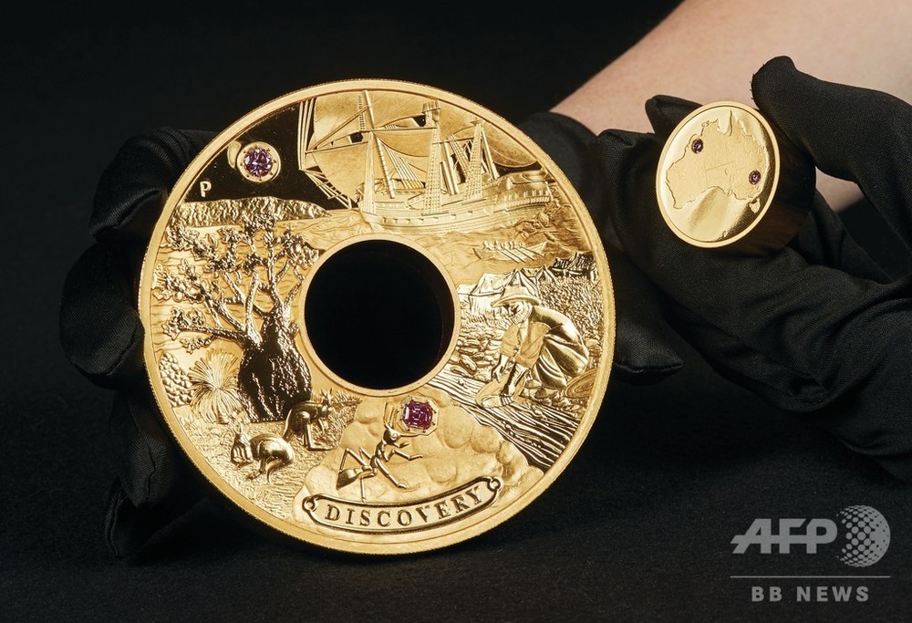 オーストラリア史上最高値の金貨を鋳造、2億円相当 写真2枚 国際