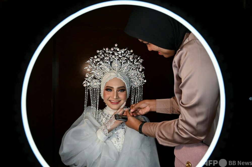 美しい花嫁の装い 「アチェ・ウエディング・エキスポ」 インドネシア