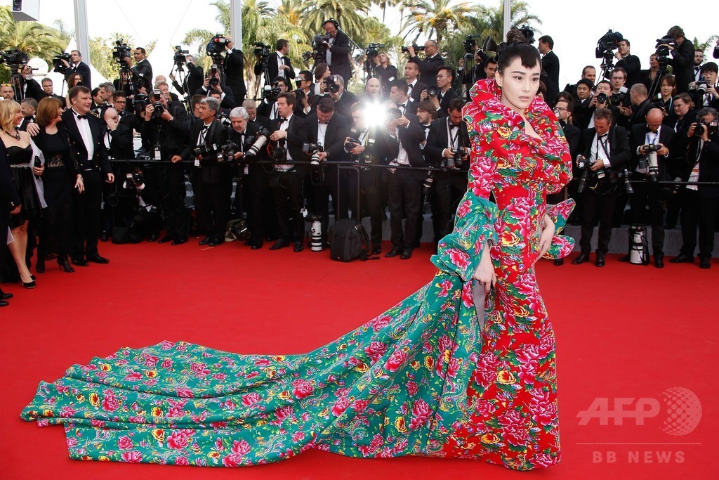 第68回カンヌ国際映画祭、スターたちの華やかなドレスに注目