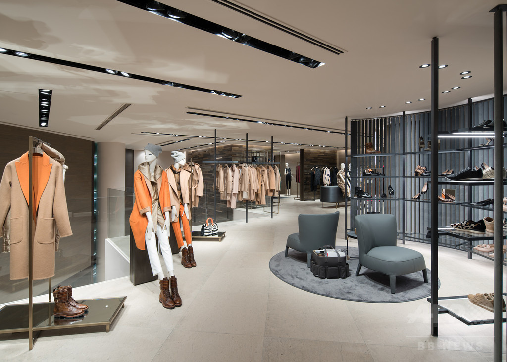 「マックスマーラ」青山店リニューアル、石原さとみがアンバサダーに就任