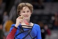 フィギュアスケート全米選手権、男子シングル・フリースケーティング（FS）。表彰式でメダルを手にするイリア・マリニン（2023年1月29日撮影）。(c)Ezra Shaw/Getty Images/ AFP