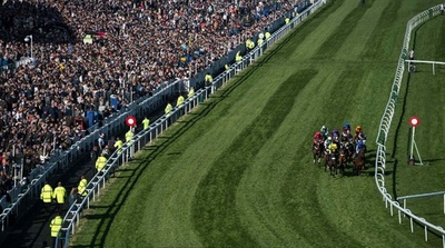 英競馬で出走予定外の馬が勝利、オッズ51倍