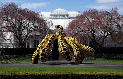 ニューヨーク植物園で草間彌生展「KUSAMA: Cosmic Nature」