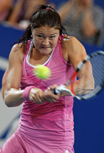 ロシア サフィナが勝利を収めイタリアとの第1戦を制す、ホップマンカップ