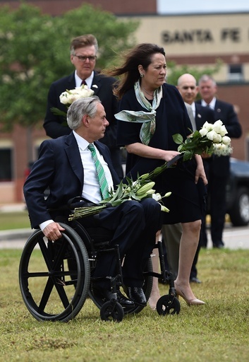 米テキサス高校銃撃の犠牲者、容疑者との交際断る 事件1週間前