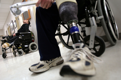 ブッシュ、米負傷兵の待遇調査要請 へ- 米国