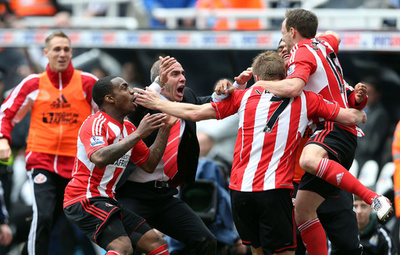 サンダーランドがニューカッスルとのダービーに完勝