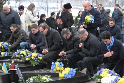 ウクライナ兵、侵攻以来1万3000人死亡 大統領府顧問