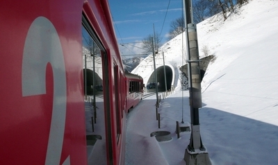 世界の鉄道利用距離ランキング、日本が2位