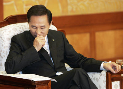 韓国地方選、与党ハンナラ党が惨敗