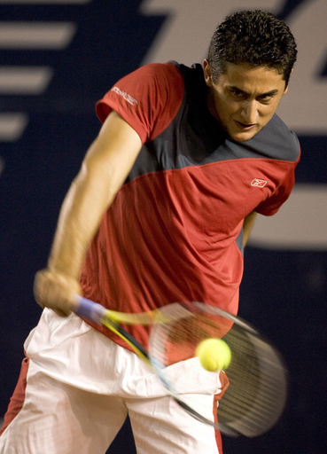 アルマグロ マシューを降し準決勝ヘ進出