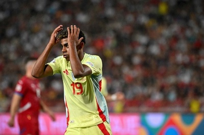 王者スペインがドロー発進、C・ロナウドは通算900得点達成 NL