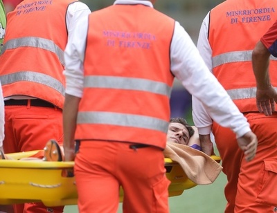 フィオレンティーナのゴメス、右膝負傷で3か月の離脱か