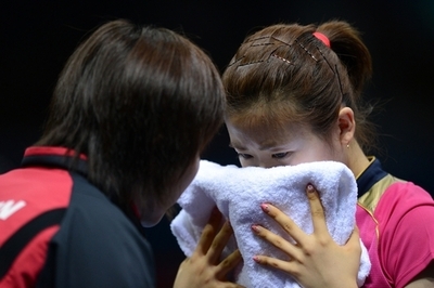 福原がストレート勝ちで4回戦進出、卓球女子シングルス