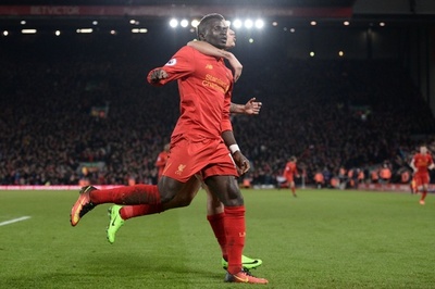 リバプールが久々の勝利、マネの2得点でスパーズ撃破