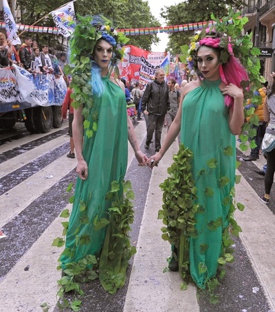 アルゼンチン・ブエノスアイレスで「ゲイ・プライド・パレード」開催