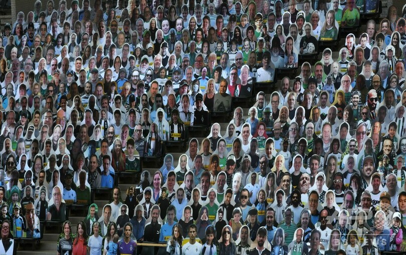 ブンデス開幕戦でファンの入場が可能に 収容人数の最大2割 写真1枚 国際ニュース Afpbb News