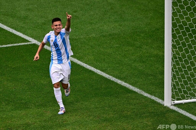 仏が首位通過、アルゼンチンと8強で激突 パリ五輪サッカー男子