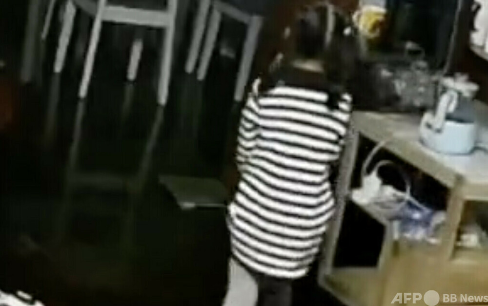 留守番中に火災 6歳の中国女児が冷静につぶやき続けて助かる 写真1枚 国際ニュース：AFPBB News
