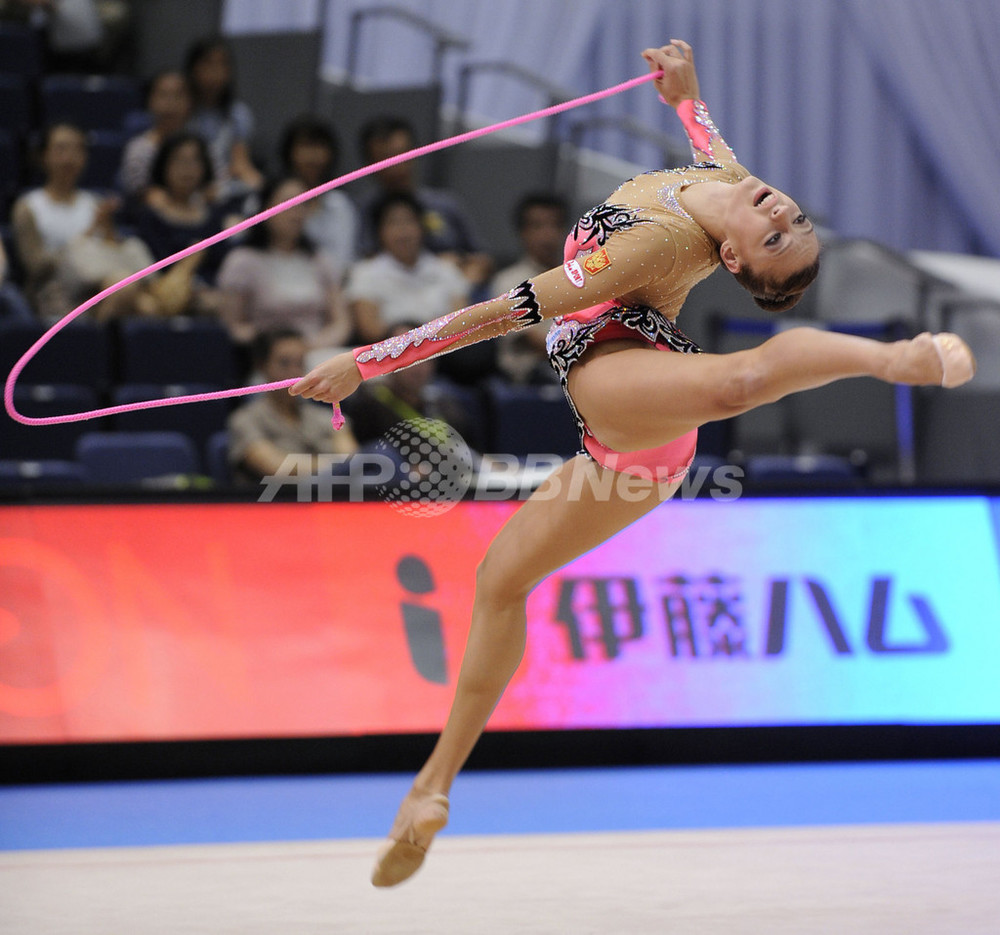 カナエワがフープとロープで優勝、世界新体操 写真28枚 国際ニュース：AFPBB News