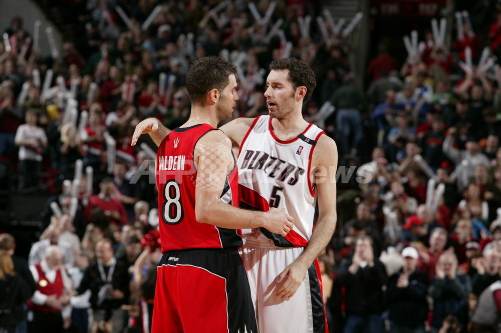 トレイルブレイザーズ ラプターズに快勝 写真11枚 国際ニュース Afpbb News