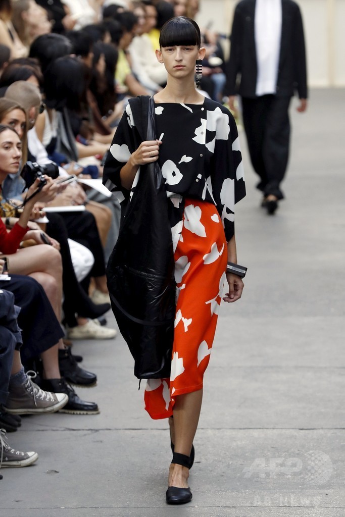 「ネヘラ」17年春夏