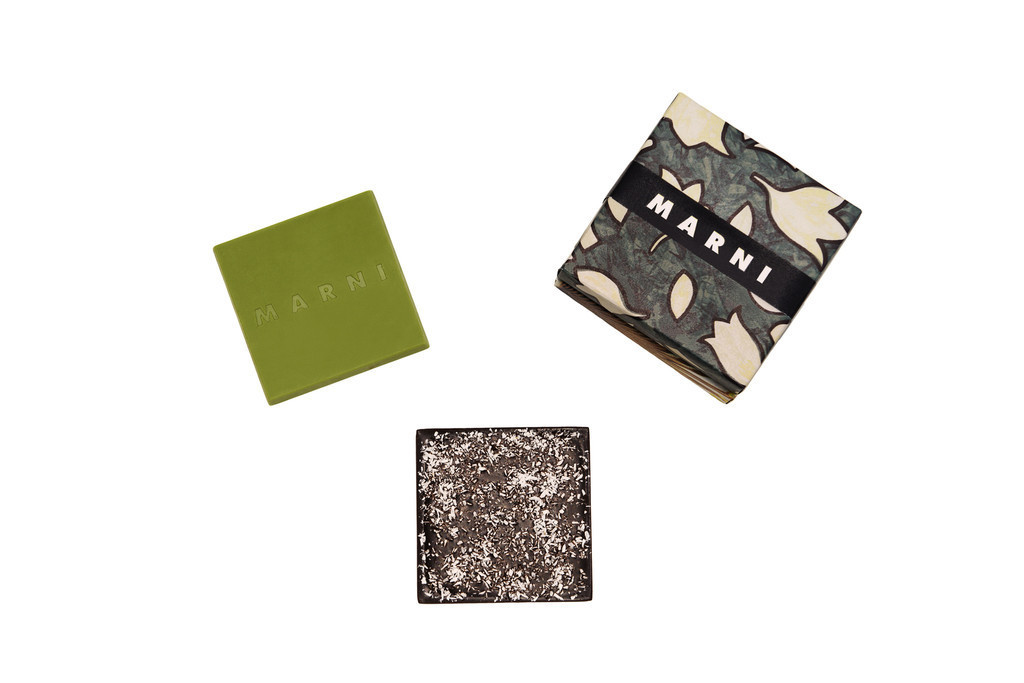 「マルニ」、花をイメージしたバレンタインチョコレート発売