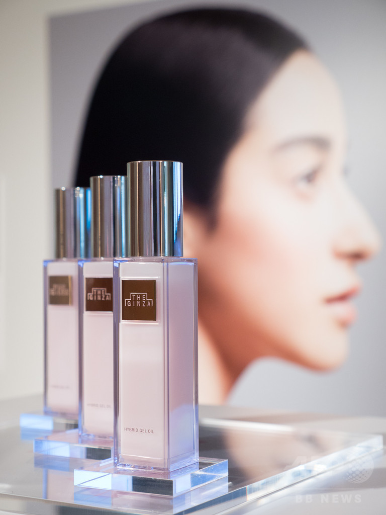 国木田独歩の玄孫も登場、資生堂「ザ・ギンザ コスメティックス」新製品発売会