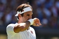  テニス、ウィンブルドン選手権、男子シングルス1回戦。試合に臨むロジャー・フェデラー（2018年7月2日撮影）。(c)AFP PHOTO / Glyn KIRK