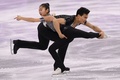 平昌冬季五輪、フィギュアスケート・ペアのショートプログラム（SP）に臨む北朝鮮の廉太鈺/金柱希組（2018年2月14日撮影）。(c)AFP/JUNG Yeon-Je