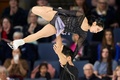 24-25フィギュアスケートグランプリ（GP）シリーズ第1戦、スケートアメリカ。ペア・ショートプログラム（SP）の演技に臨む三浦璃来/木原龍一組（2024年10月18日撮影）。(c)Geoff Robins / AFP