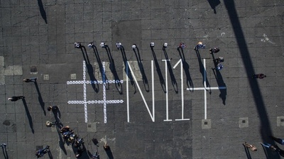 報道に対する暴力に抗議、メキシコ