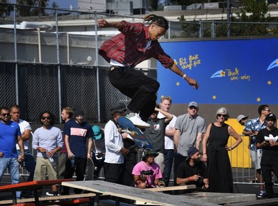 「デーウォンズピクニック」開催、伝説的スケーターに敬意 米